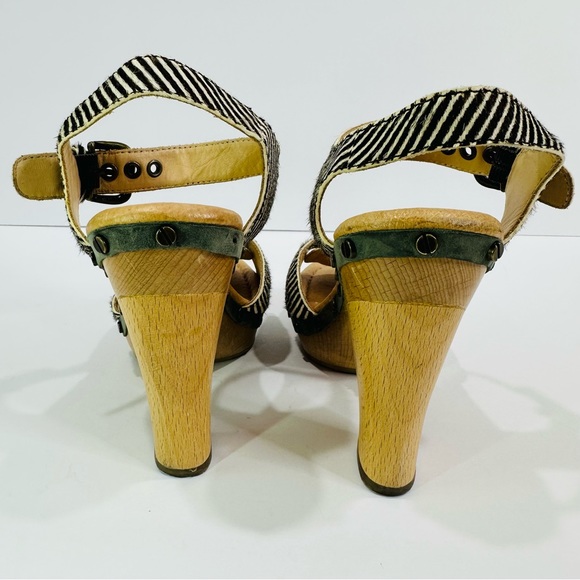 π ULTRA RARE DR SCHOLLβS ANIMAL PRINT 4 1/2β WOOD HEEL LEATHER PIPING & RIVETS - Picture 6 of 10